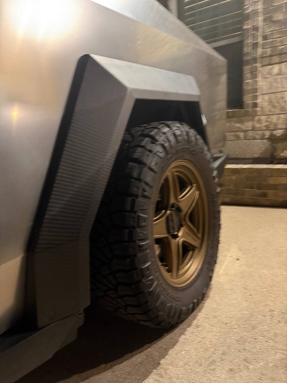 Tesla Cybertruck Unplugged Performance fender flares installed [photos & video added] IMG_0488