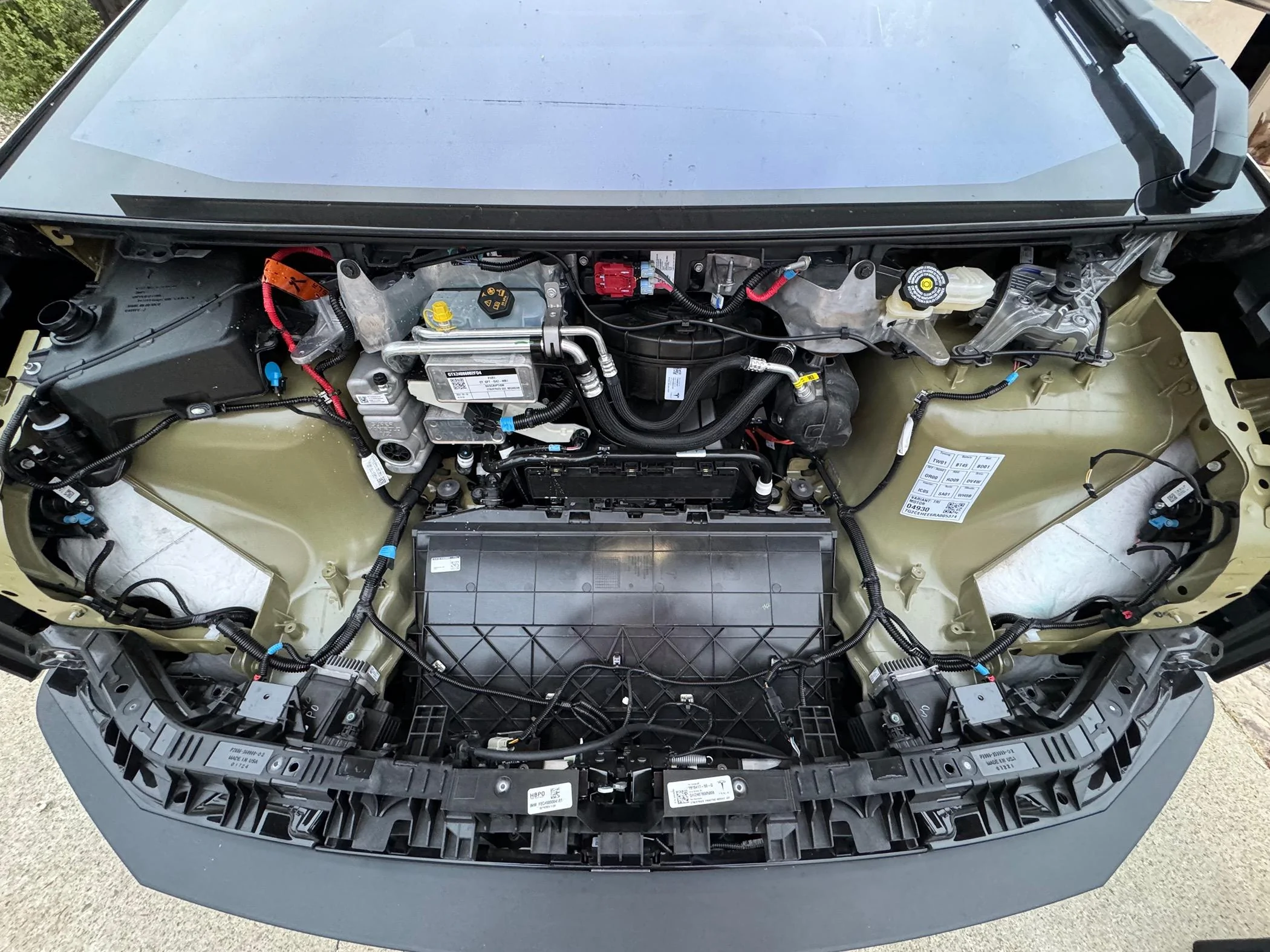 Tesla Roadster 2nd gen Safety Restraint System Issue - Service required IMG_0542