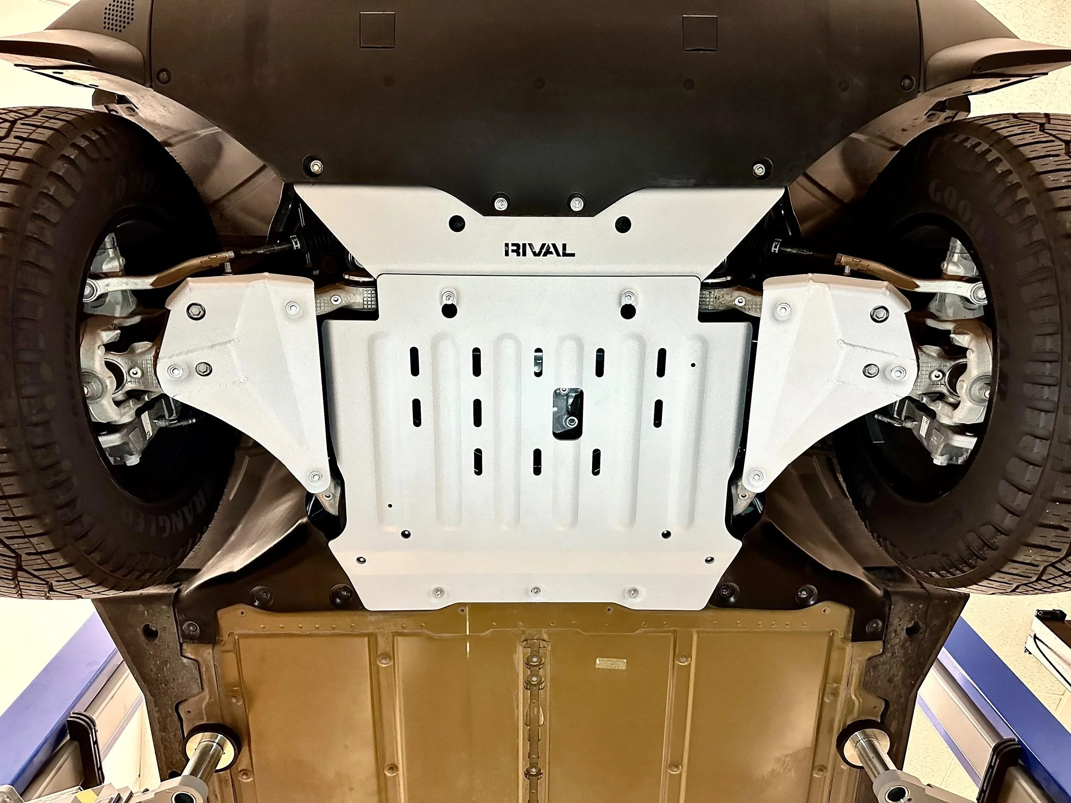 Tesla Roadster 2nd gen 🛡  RIVAL Aluminum Skid Plates Coming Soon for Cybertruck IMG_0549 2 copy