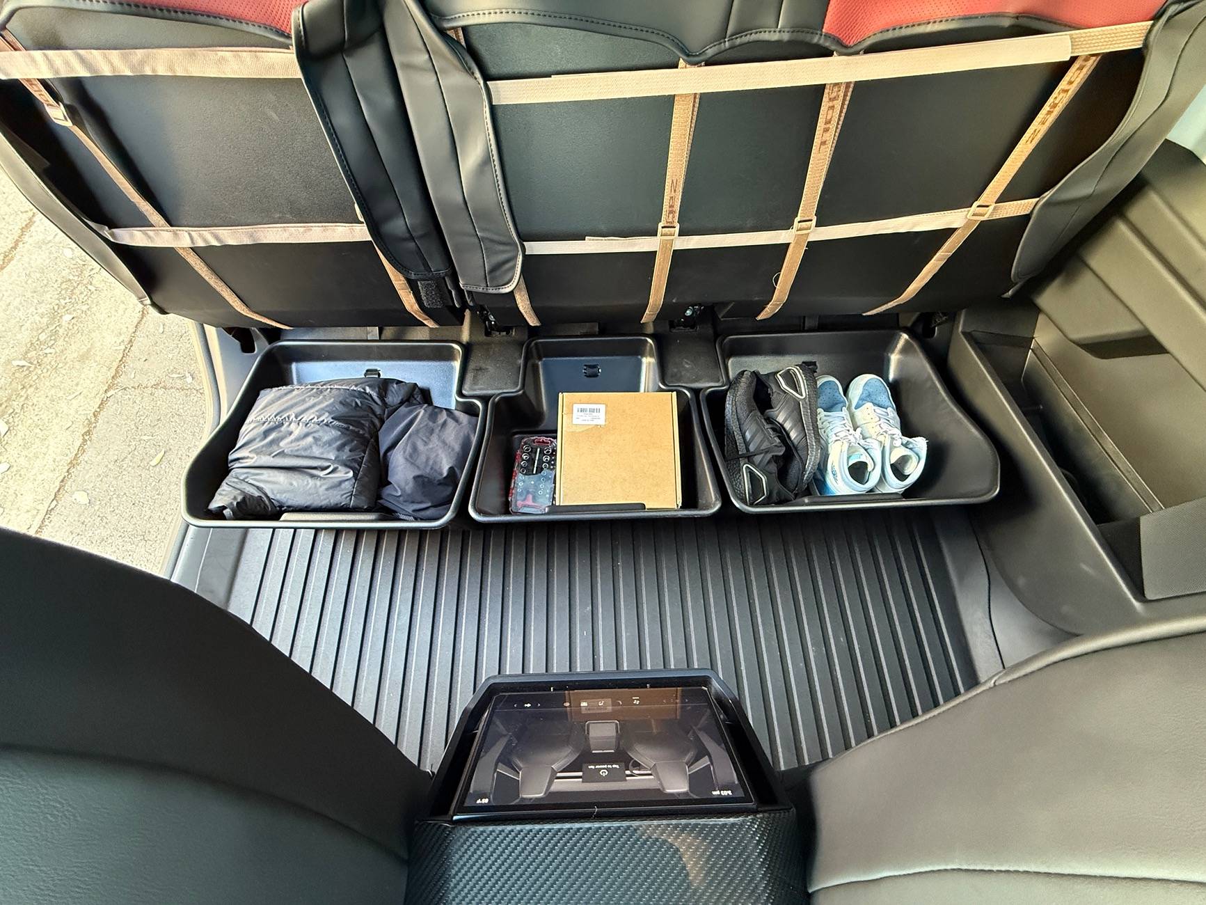 Tesla Roadster 2nd gen [REVIEW] Gen 2 Hansshow Underseat Storage Boxes IMG_0912
