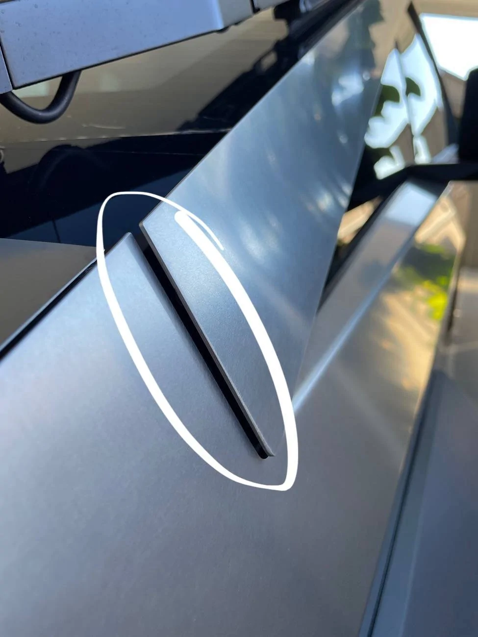 Tesla Roadster 2nd gen Loose panels fix for trucks on hold? IMG_0925
