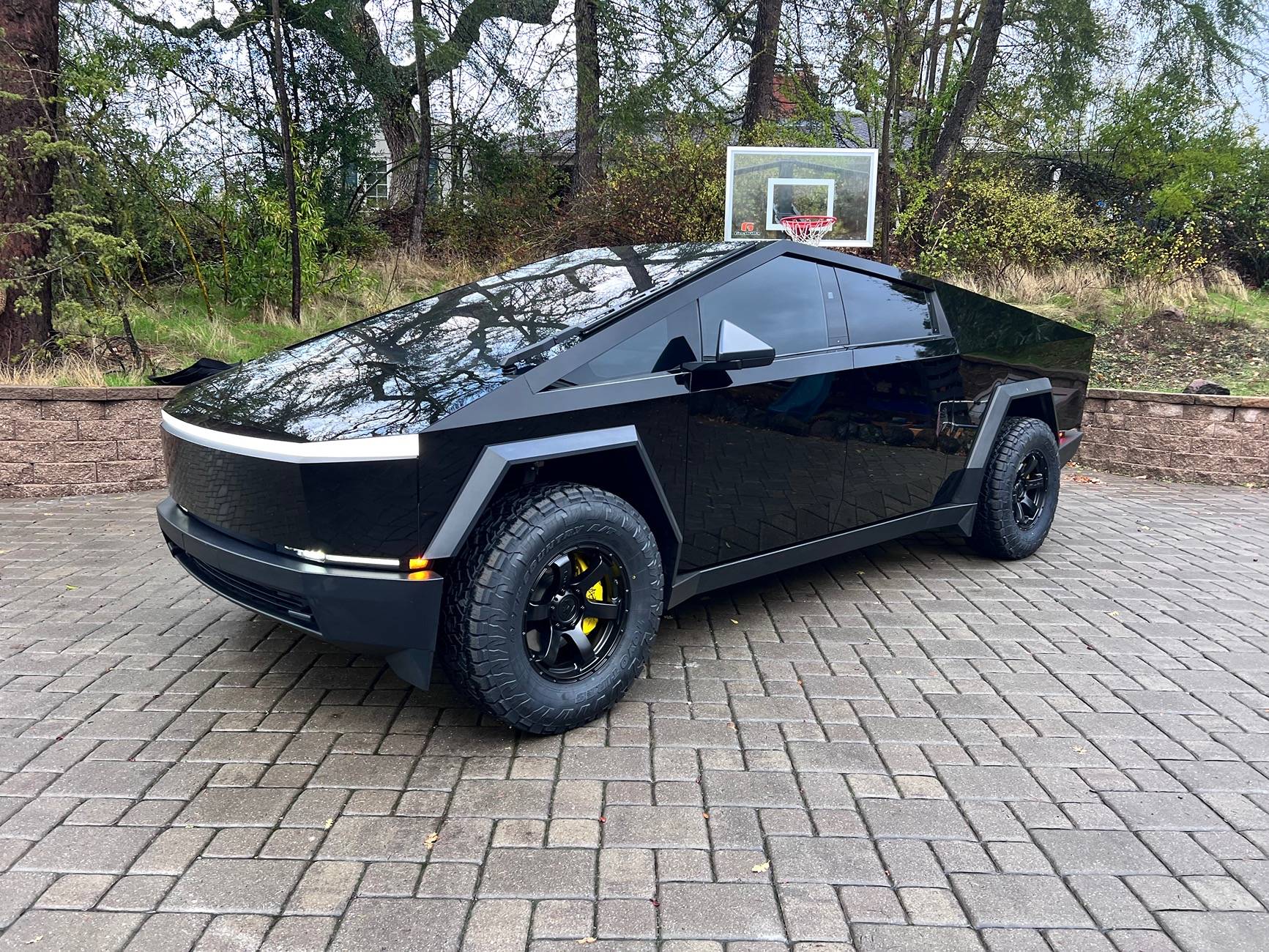 Tesla Roadster 2nd gen Cybertruck Aftermarket Wheels & Tires Photos + Info Compilation IMG_1164