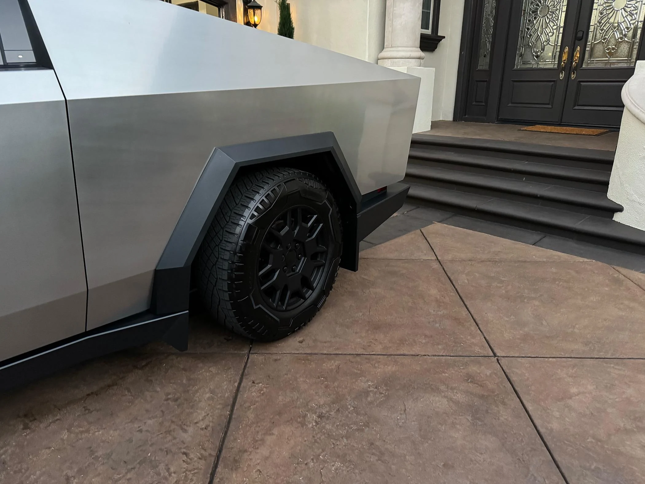 Tesla Roadster 2nd gen Tesla Mud Flaps - installed pics photos IMG_1318