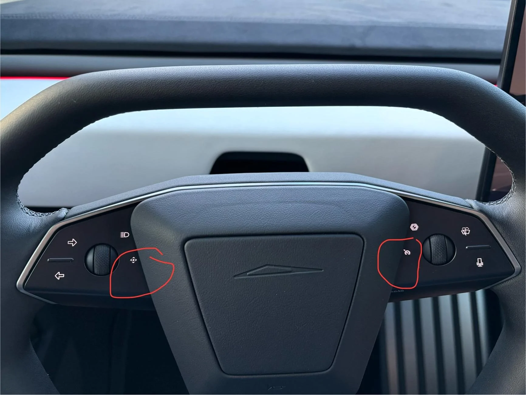 Tesla Roadster 2nd gen Two steering wheel buttons not working IMG_1482