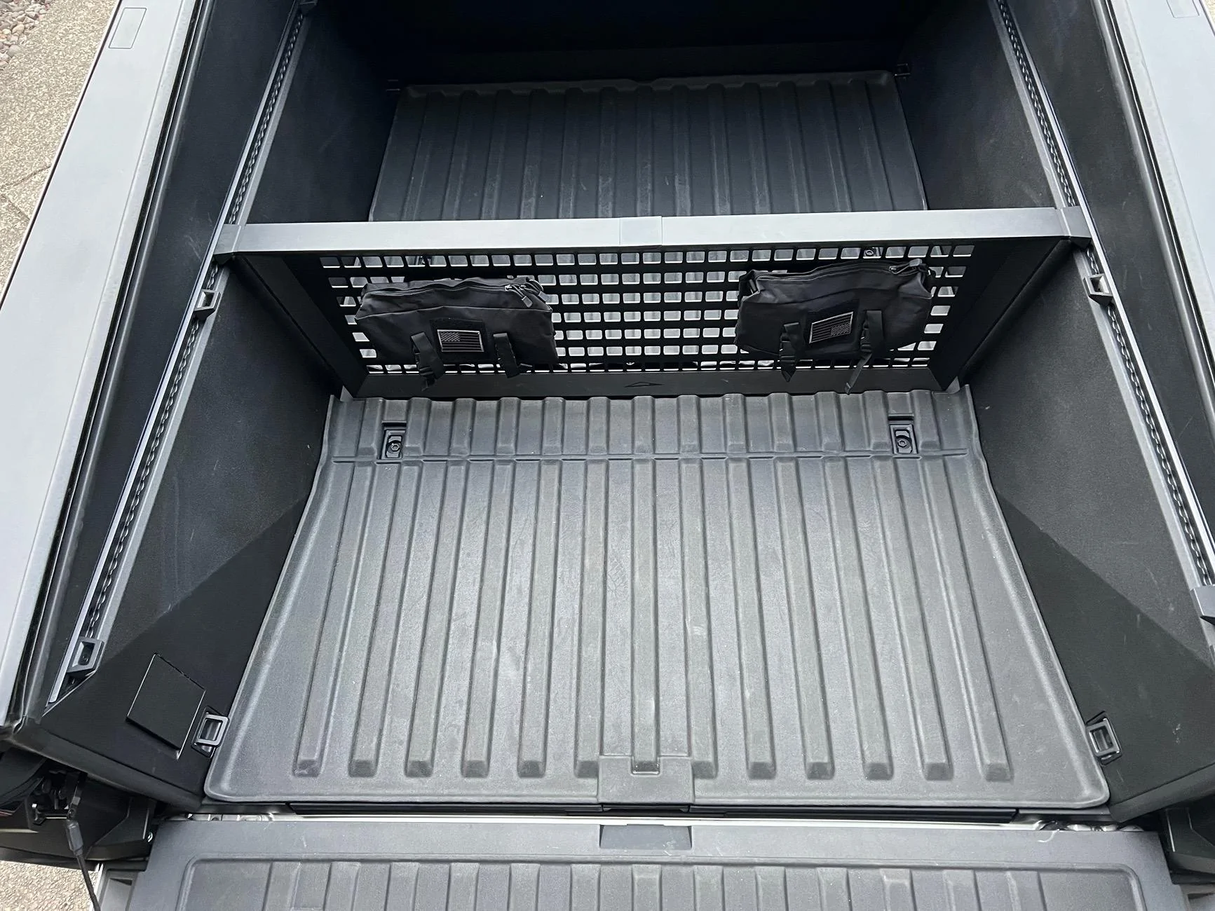 Tesla Roadster 2nd gen Protip: Solution to install the under designed and misaligned Vault Cargo Divider! IMG_1500