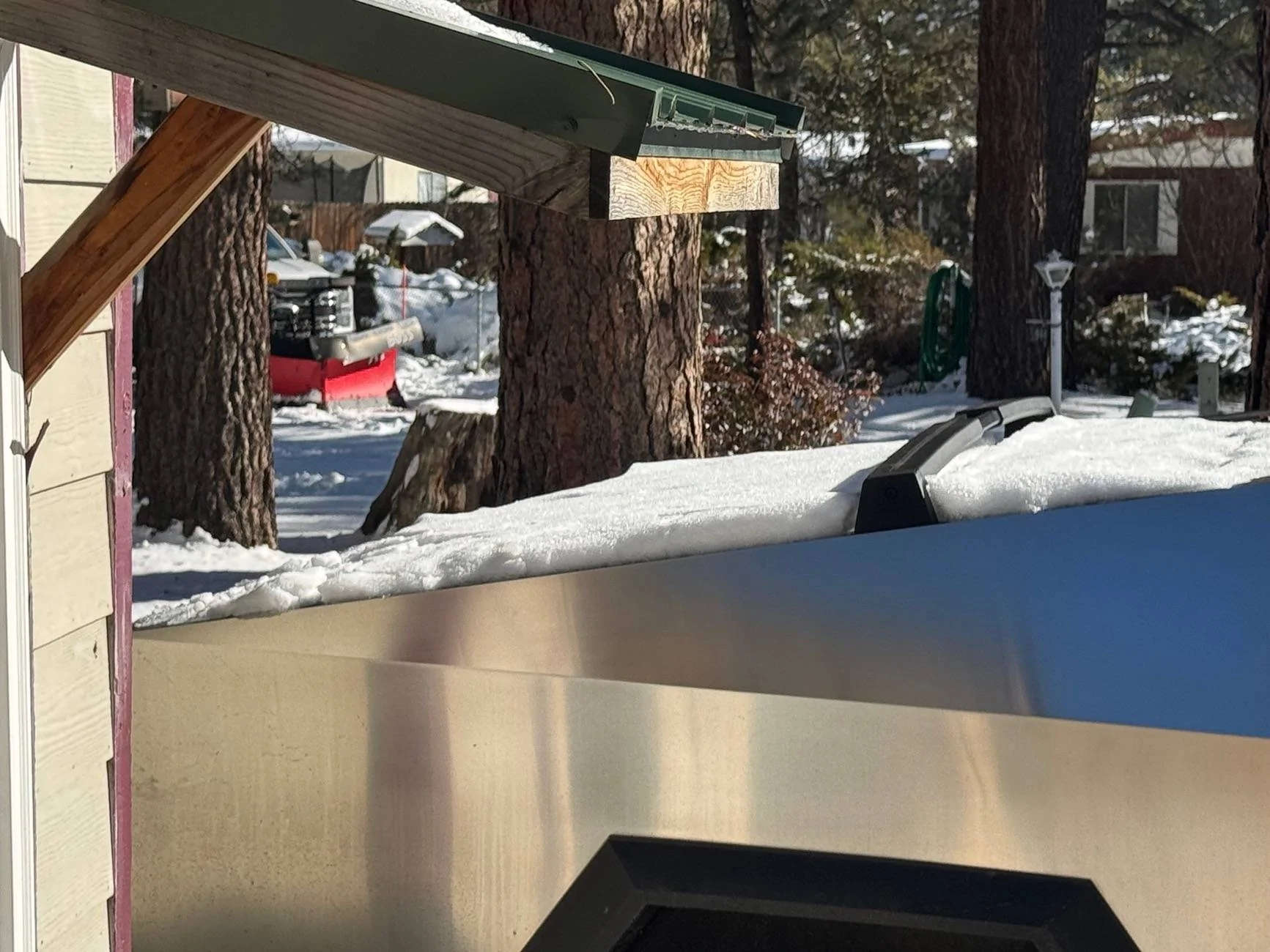 Tesla Roadster 2nd gen FROZEN VAULT COVER not opening IMG_1659