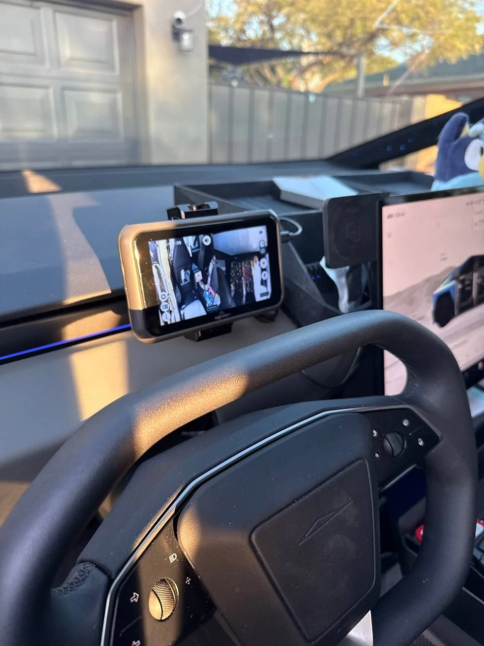 Tesla Roadster 2nd gen Wireless Baby Cam Options IMG_1751
