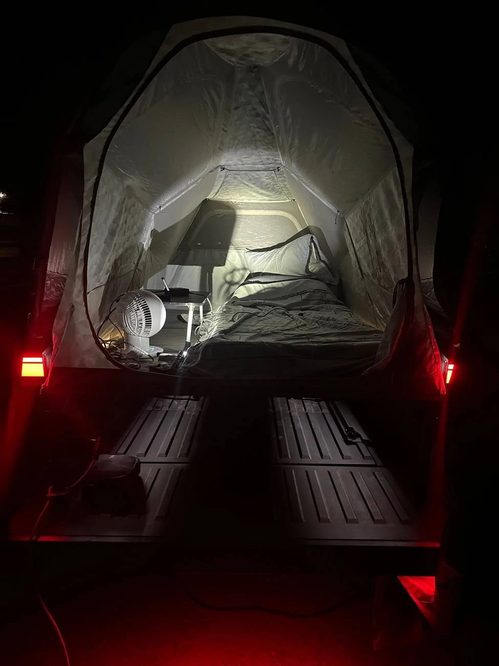 Tesla Roadster 2nd gen Vault Divider Folding Camp Table Mod IMG_1811