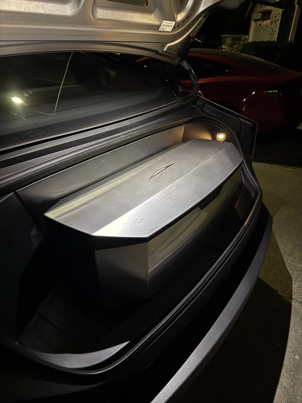 Tesla Roadster 2nd gen Vault Divider Folding Camp Table Mod IMG_1864