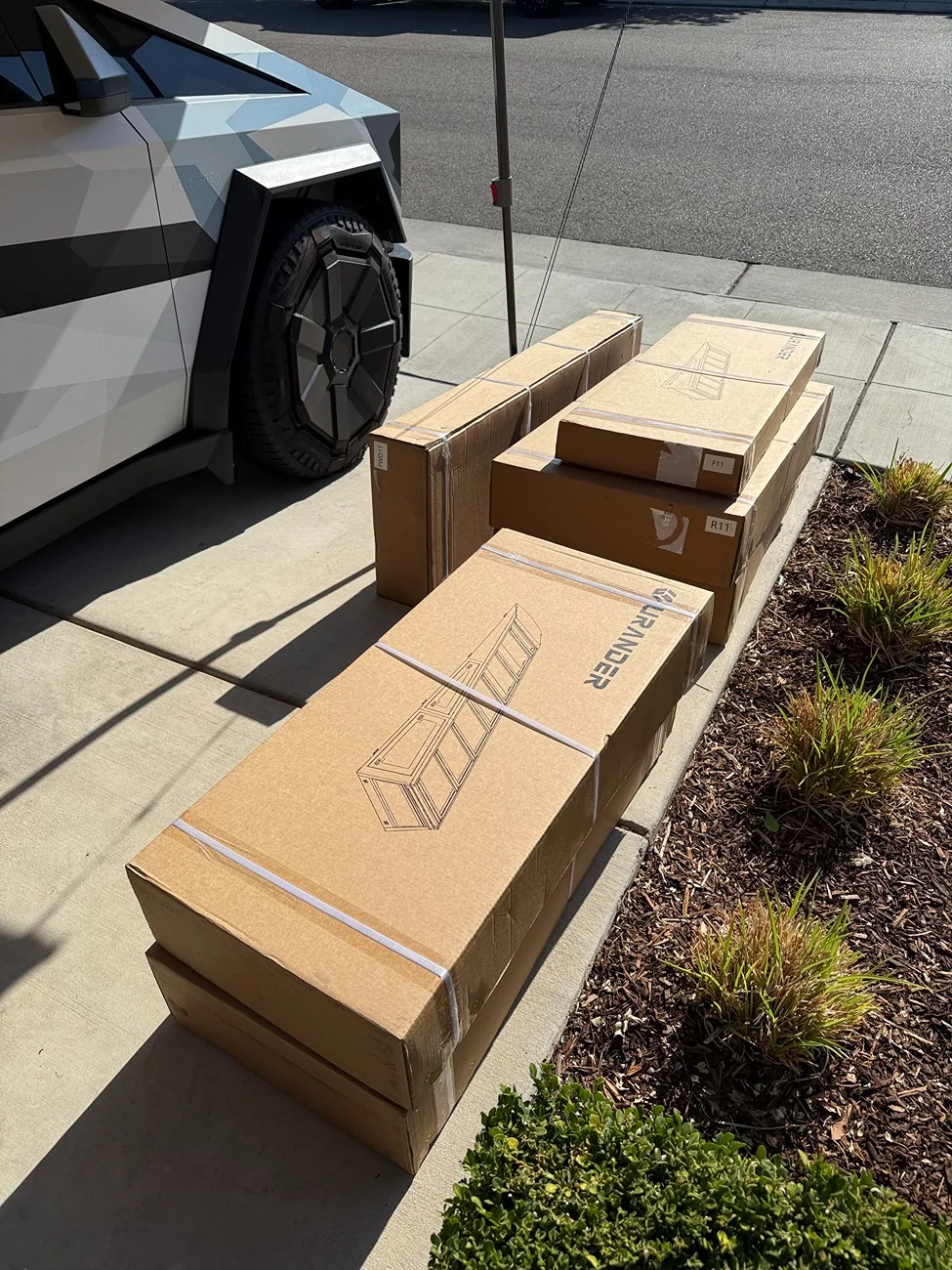 Tesla Roadster 2nd gen Urander Rack Mega Thread – Post Your Setup! IMG_1964