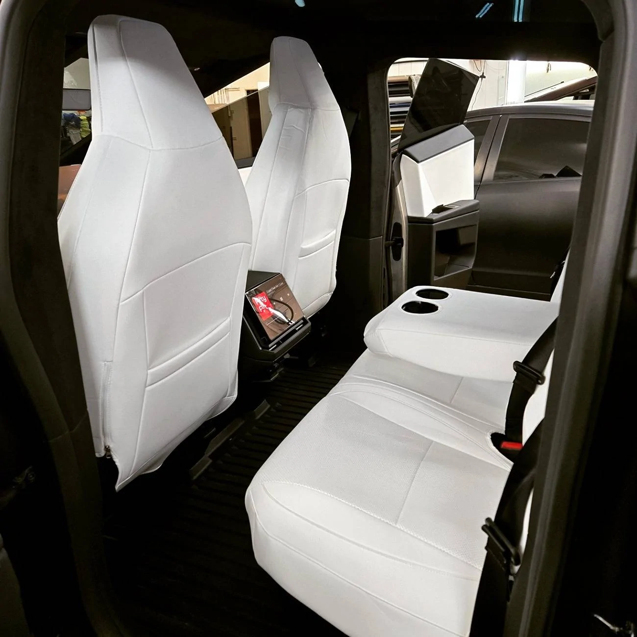 Tesla Cybertruck 🎉 Teslaunch New Giveaway : All-Inclusive Seat Covers for Cybertruck 🎉 IMG_20241121_204920_107