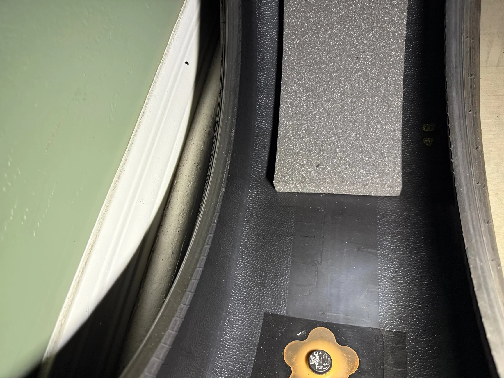 Tesla Roadster 2nd gen Does my suspension need to be repaired IMG_2034