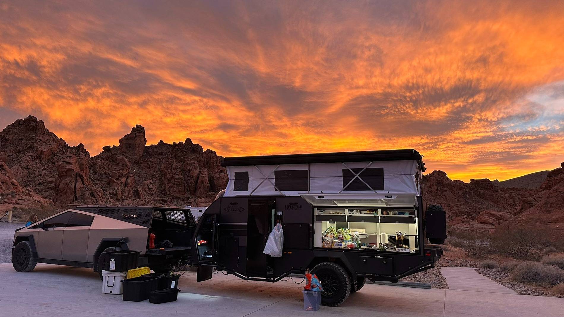 Tesla Cybertruck Urander Rack Mega Thread – Post Your Setup! IMG_2036.JPG