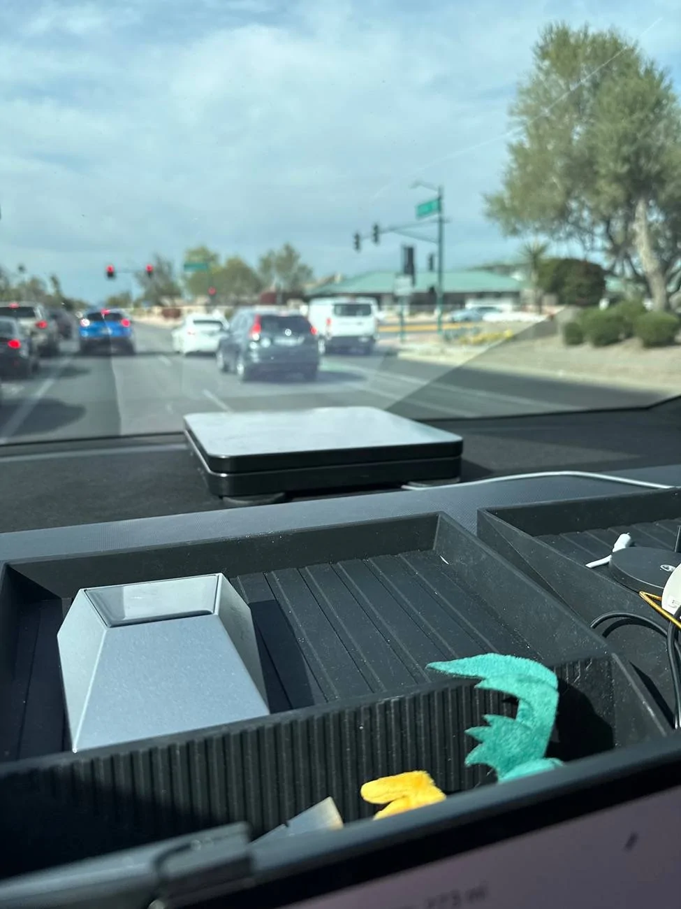 Tesla Roadster 2nd gen Starlink/antenna wires, how do you keep them safe? IMG_2058
