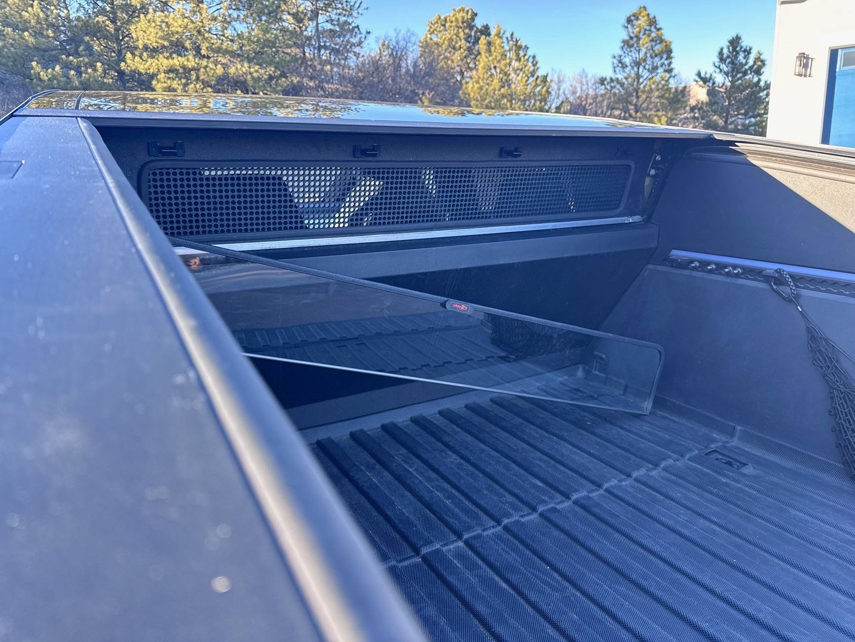 Tesla Cybertruck Breezer Rear Window Replacement System for camping / sleeping in bed! 💨 Pumps cabin air into bed vault IMG_2261