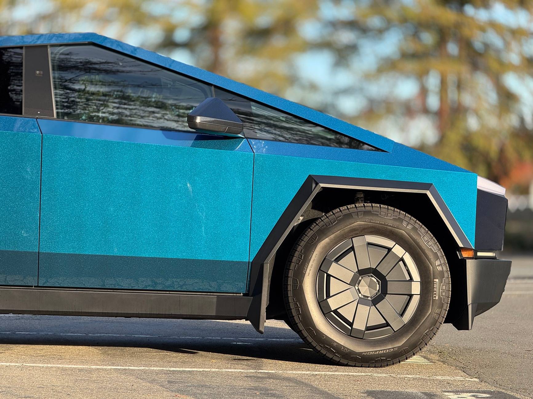 Tesla Cybertruck Cybertruck wrapped in Purple Phantom Blue PPF by TWRAPS IMG_2357