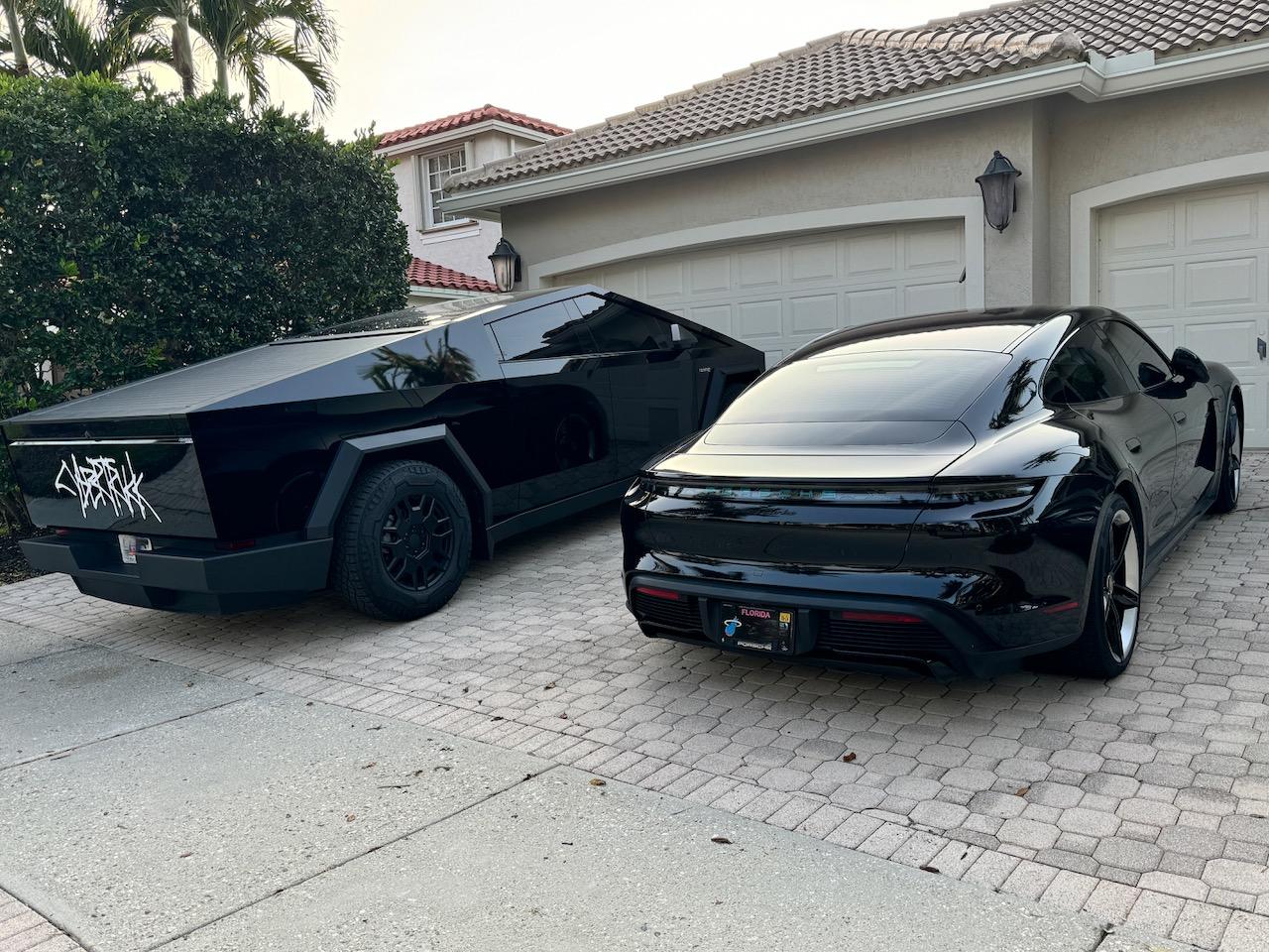 Tesla Cybertruck Daily random Cybertruck photos thread - Post Yours! 📸 🤳 IMG_2454