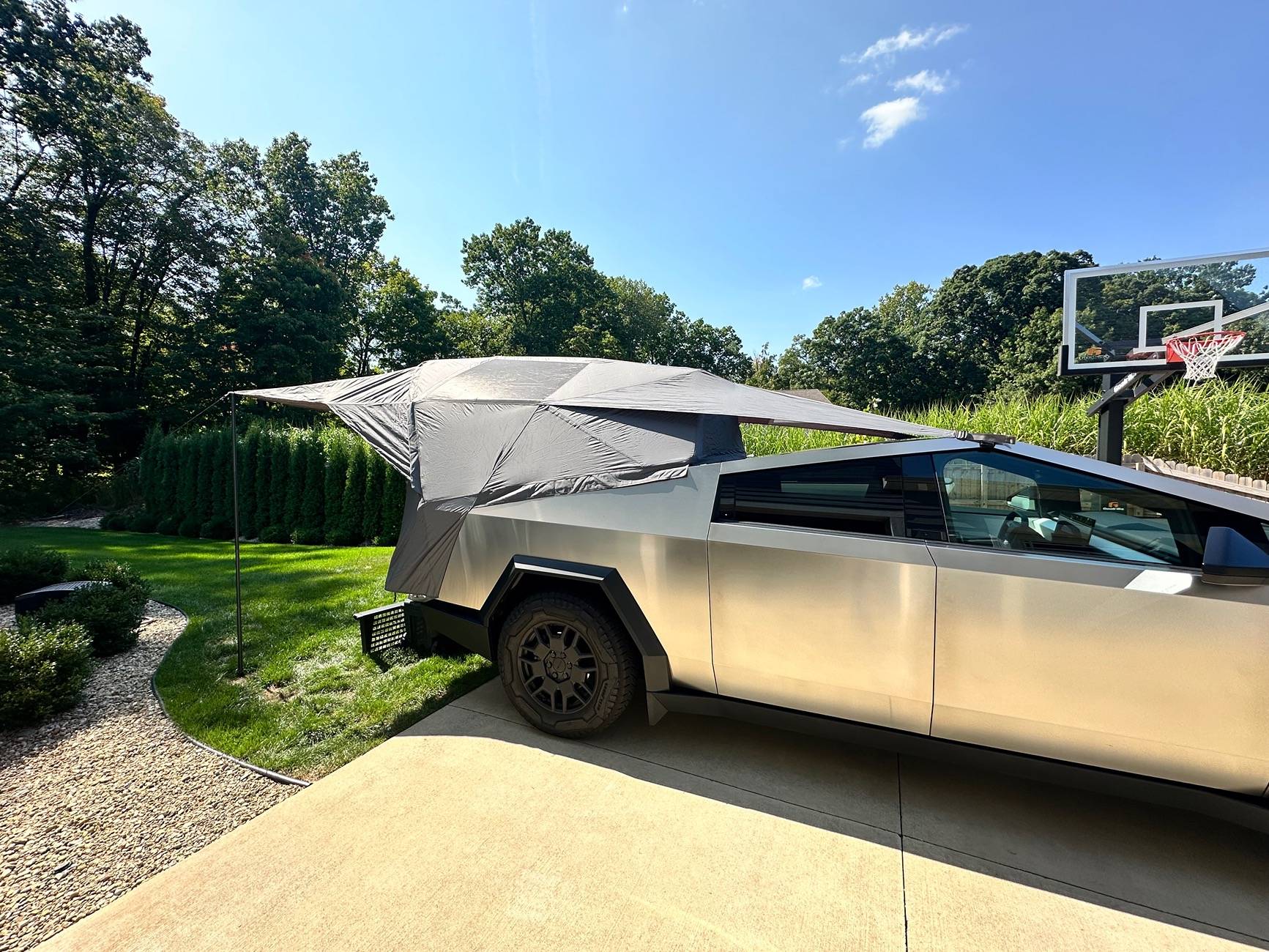Tesla Cybertruck MI Tesla Owners Silver Lake Cybertruck Dune Day 10/6/24 IMG_2652