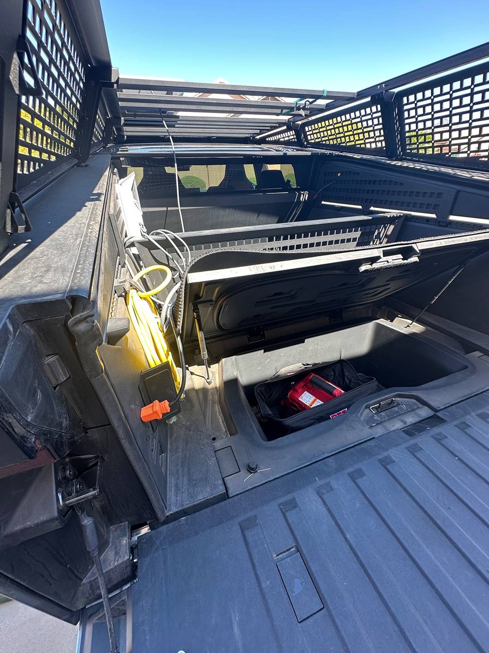 Tesla Cybertruck OEM Bed Textile Mat - Initial Thoughts / Review IMG_2778