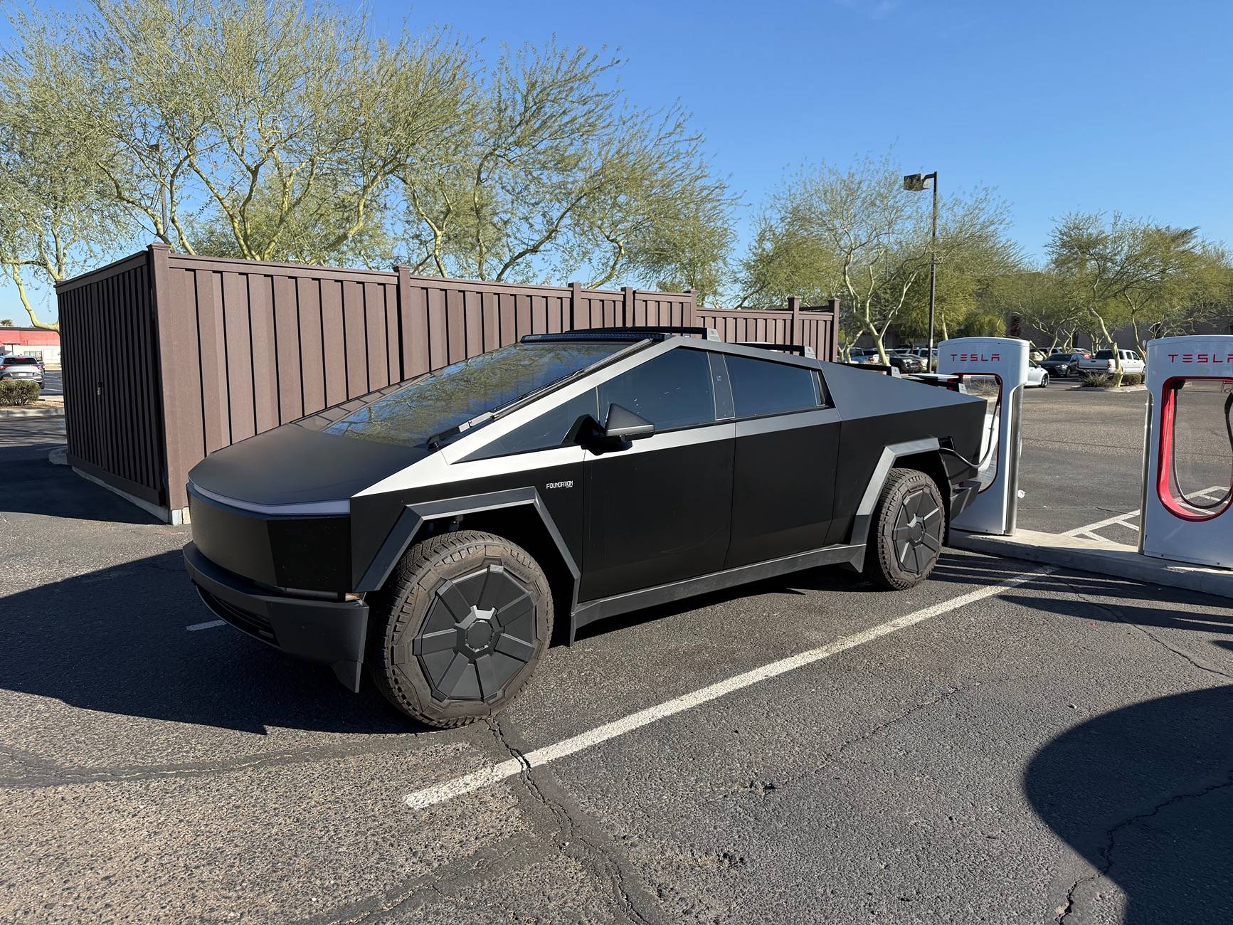 Tesla Roadster 2nd gen OEM Crossbars - anyone receive and install yet? IMG_2785