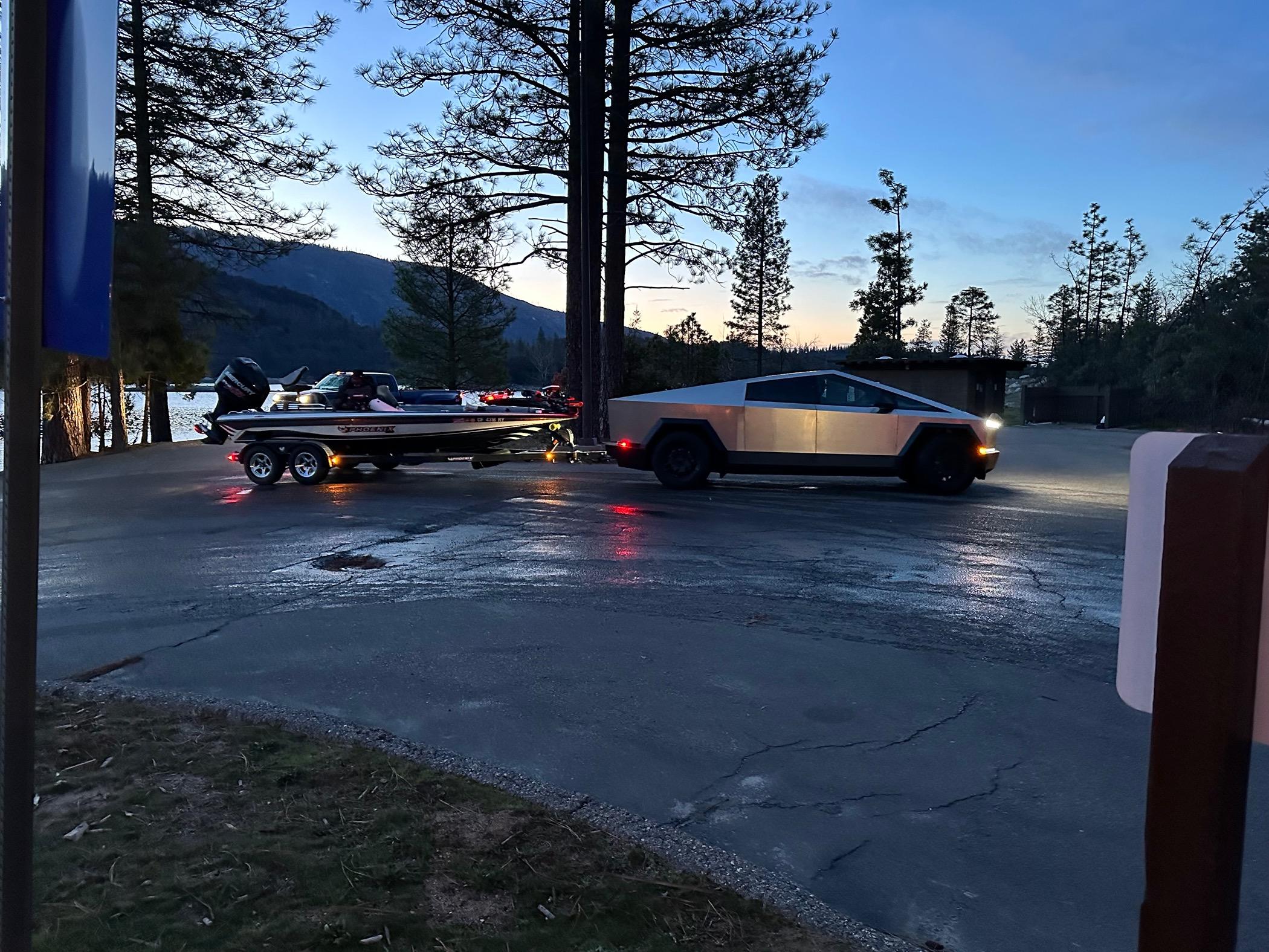 Tesla Cybertruck Daily random Cybertruck photos thread - Post Yours! 📸 🤳 IMG_2840