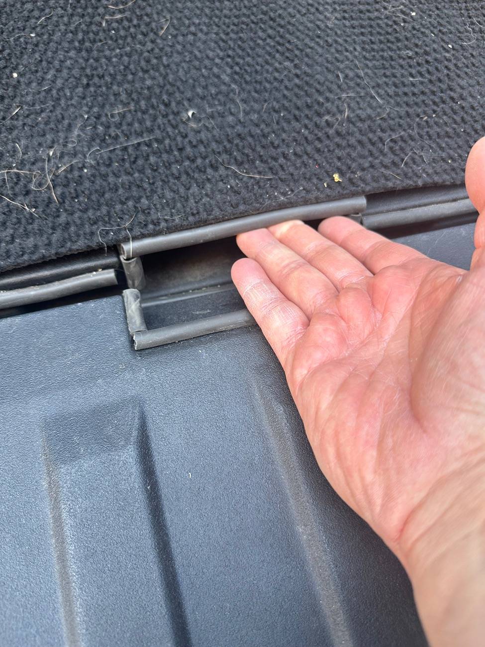 Tesla Cybertruck How to keep dust out of your truck bed when off-roading? IMG_3057