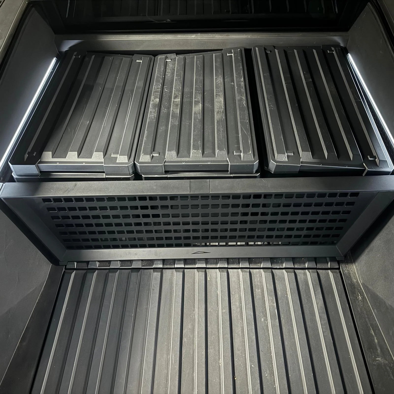 Tesla Roadster 2nd gen Photos: Vault Divider + Vault Bins both installed IMG_3121