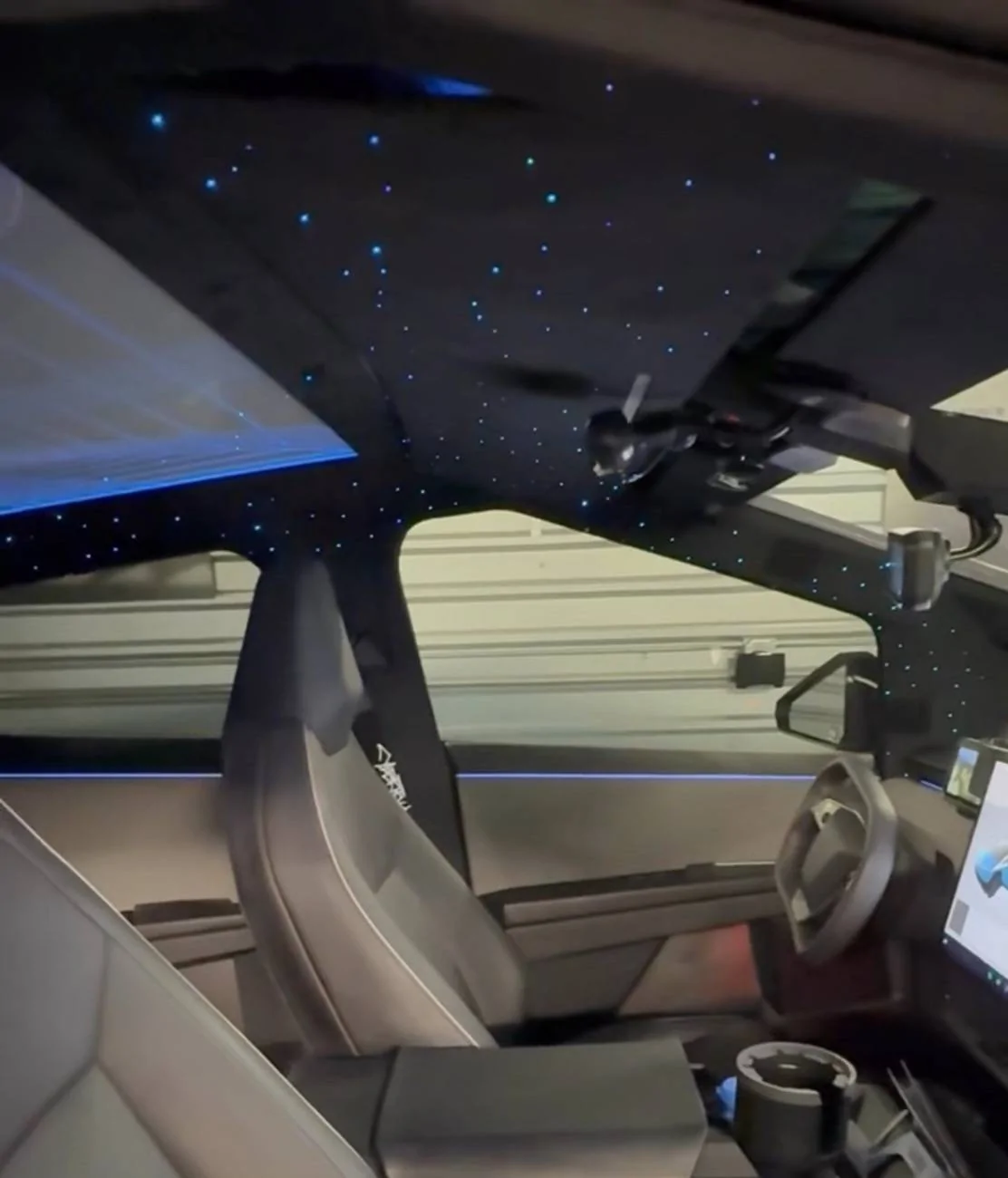 Tesla Cybertruck 🚀 What’s Your Favorite Cybertruck Mod? Show Us Your Custom Builds, Wheels, Wraps & Interior Upgrades! IMG_3144