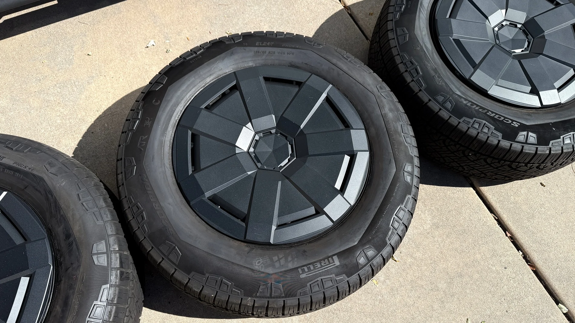Tesla Cybertruck Phoenix - Core Wheels For Sale 🛞 IMG_3282