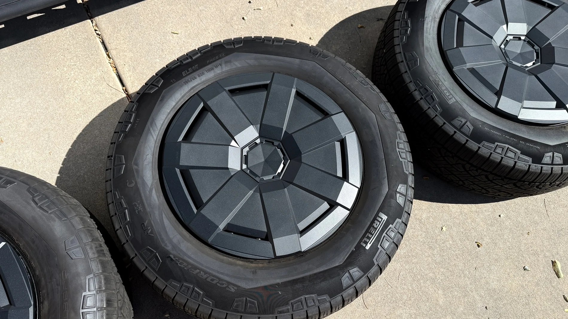 Tesla Cybertruck Phoenix - Core Wheels For Sale 🛞 IMG_3283