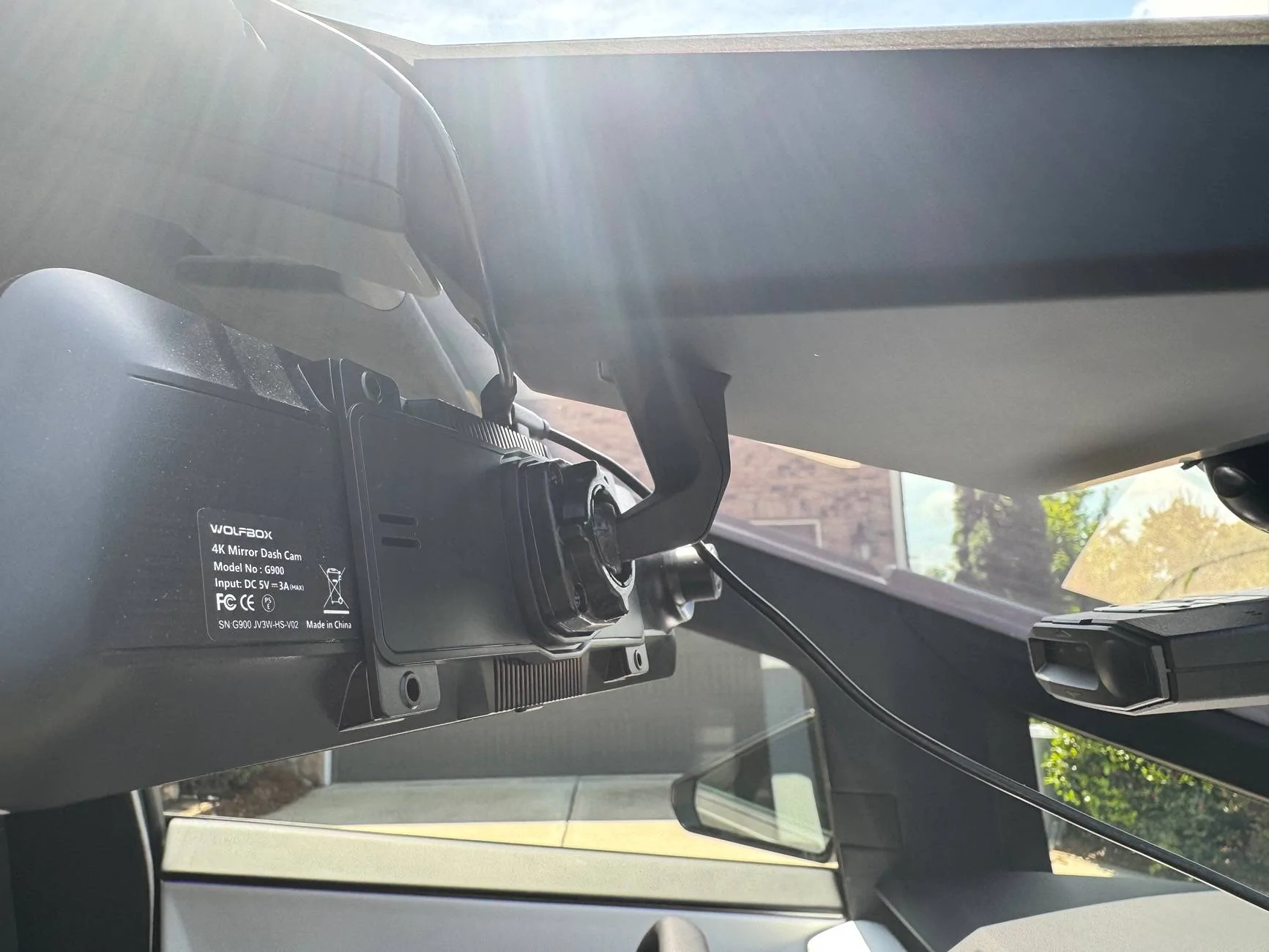 Tesla Roadster 2nd gen Best digital rearview mirror recommendations? IMG_3286
