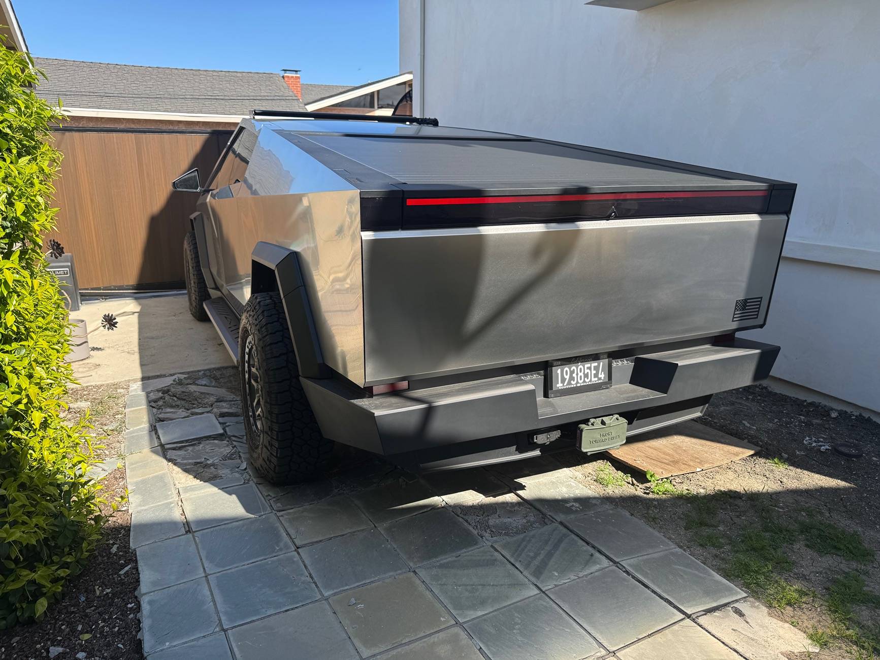 Tesla Roadster 2nd gen Martian Wheels 18" Cyber Rover beadlock wheels on Cybertruck IMG_3293