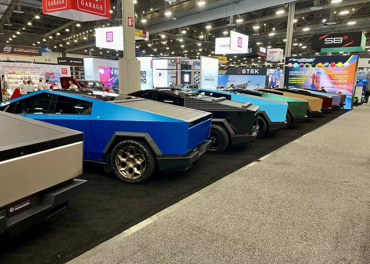 Tesla Cybertruck Cybertruck Builds at SEMA 2024 (Urander Overlanding Build + Others) IMG_3549