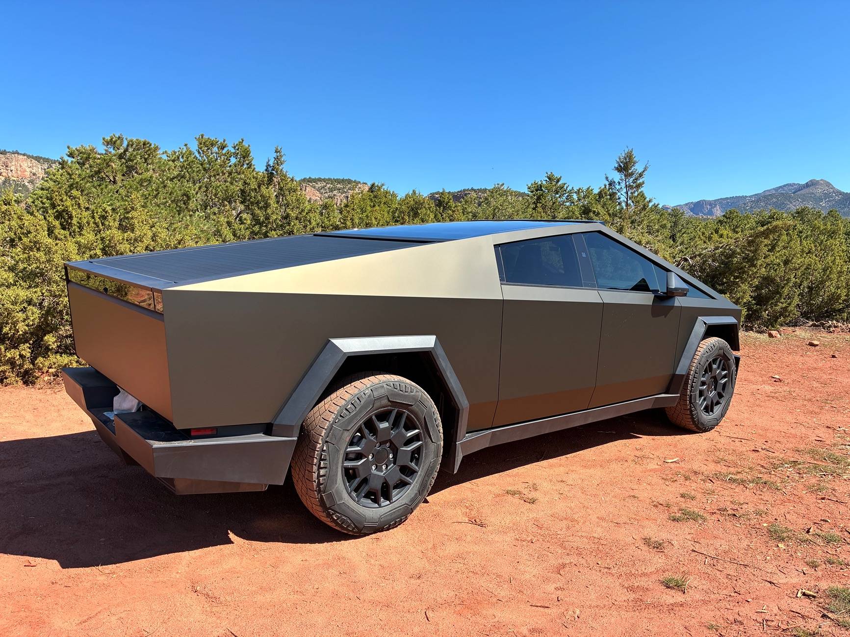 Tesla Cybertruck TWRAPS Matte Liquid Shadow Gold PPF wrap IMG_3582