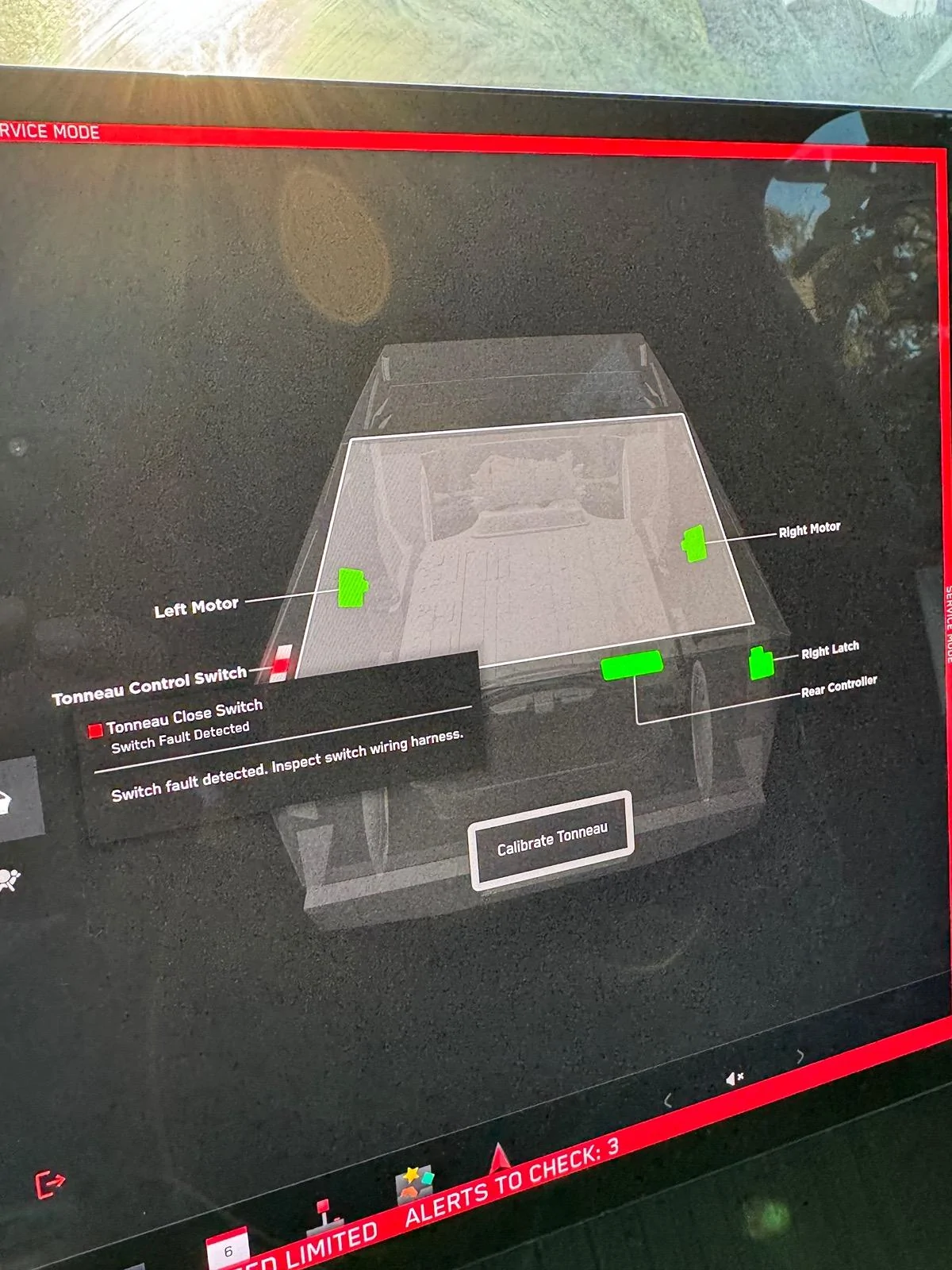 Tesla Roadster 2nd gen Tonneau cover and tailgate physical controls not working. IMG_3635