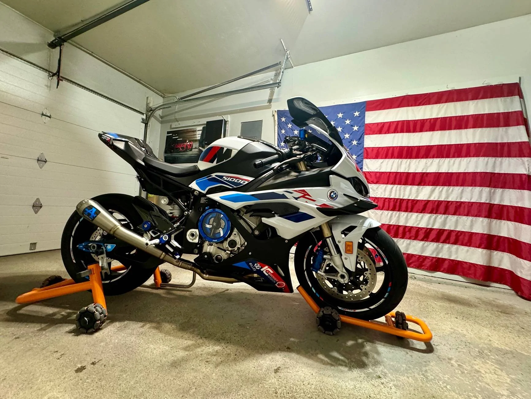 Tesla Roadster 2nd gen Ducati Panigale successfully loaded in CT! Post your motorcycles in bed IMG_3804