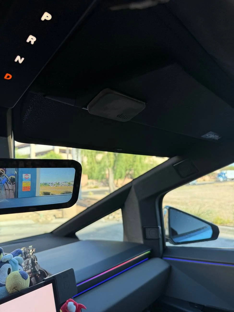 Tesla Roadster 2nd gen Sun visor from amazon IMG_3924