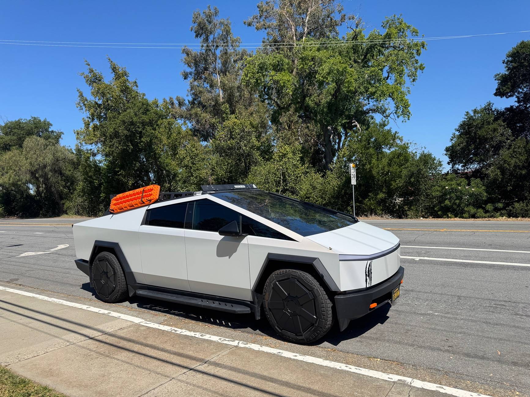 Tesla Cybertruck Cybertruck x Mars Adventure Gear: Show Us Your "Mars-Ready" Setup IMG_4080