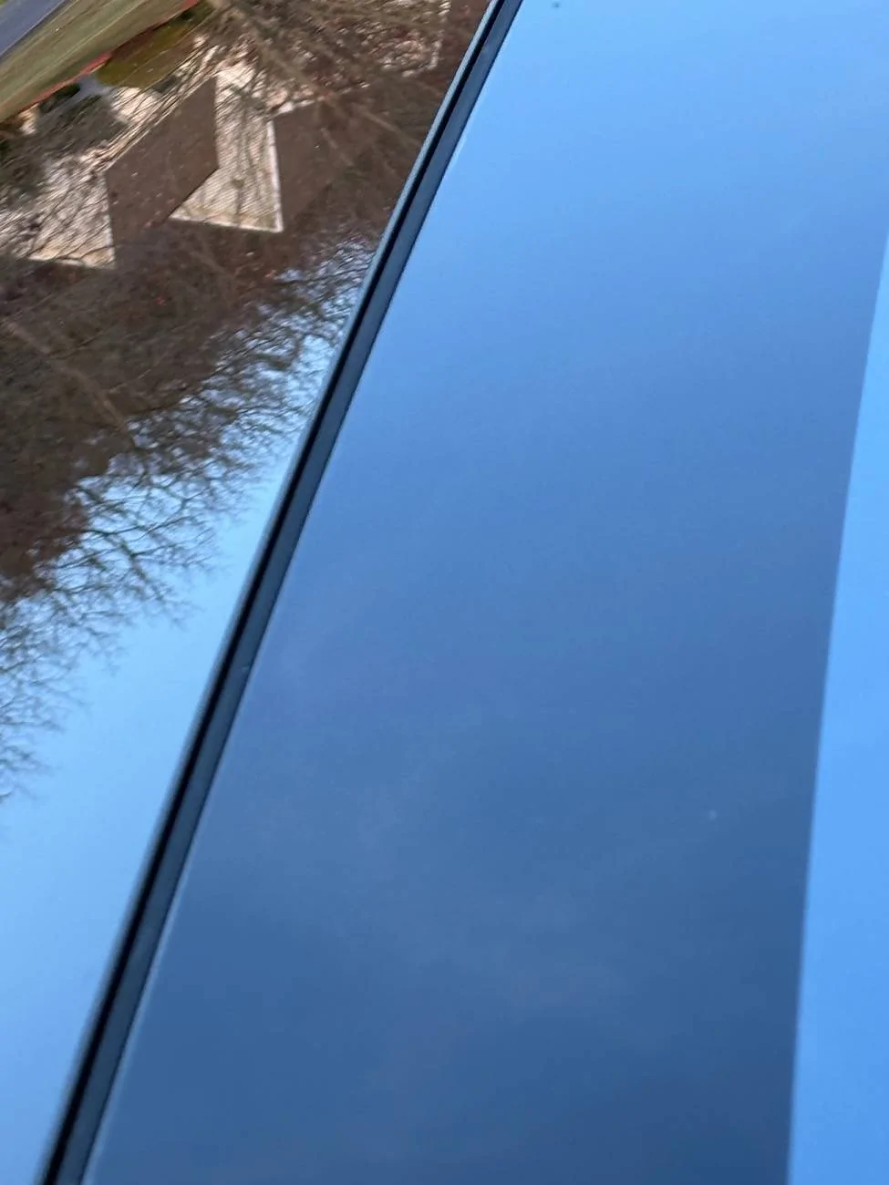 Tesla Roadster 2nd gen Wind noise (windshield area) fix? IMG_4152