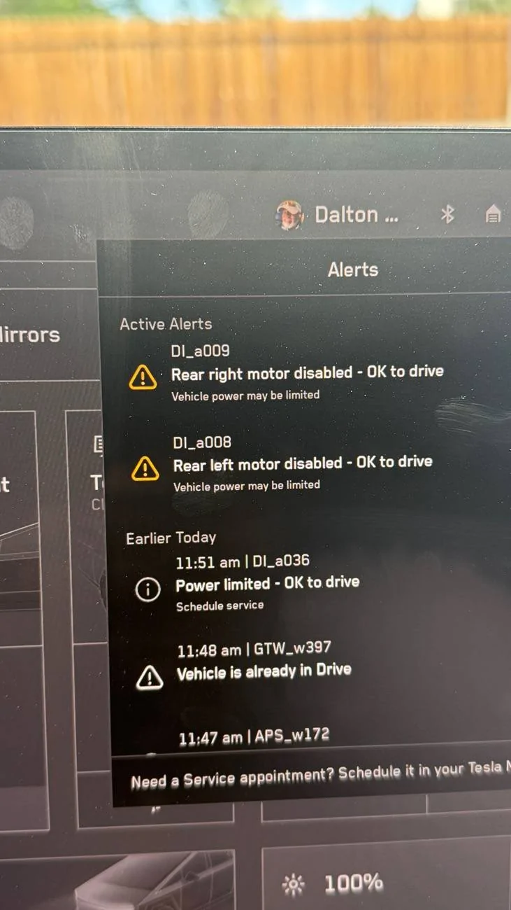 Tesla Cybertruck DI_a138 - Front motor disabled - Ok to drive IMG_4405