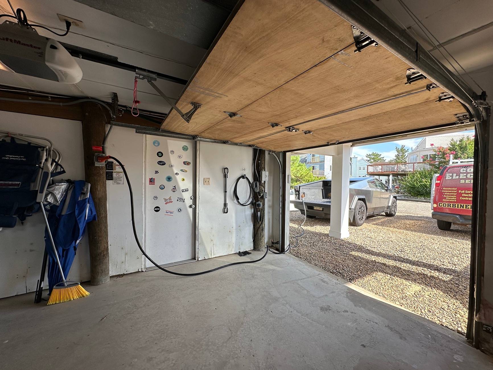 Tesla Cybertruck Tesla Floor Mats GIVEAWAY🚙🚙🚙!!! IMG_4437