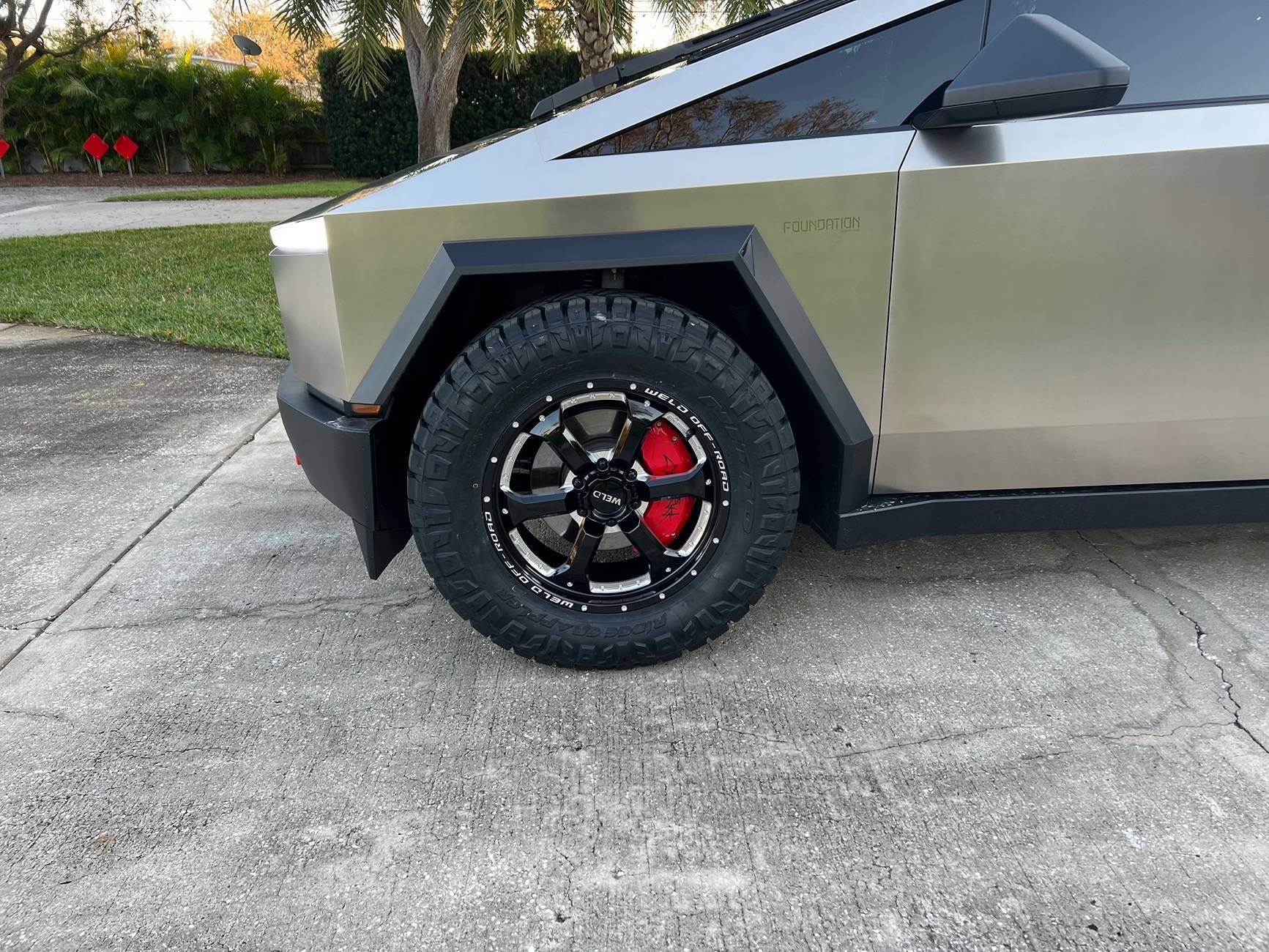 Tesla Roadster 2nd gen Cybertruck Aftermarket Wheels & Tires Photos + Info Compilation IMG_4512