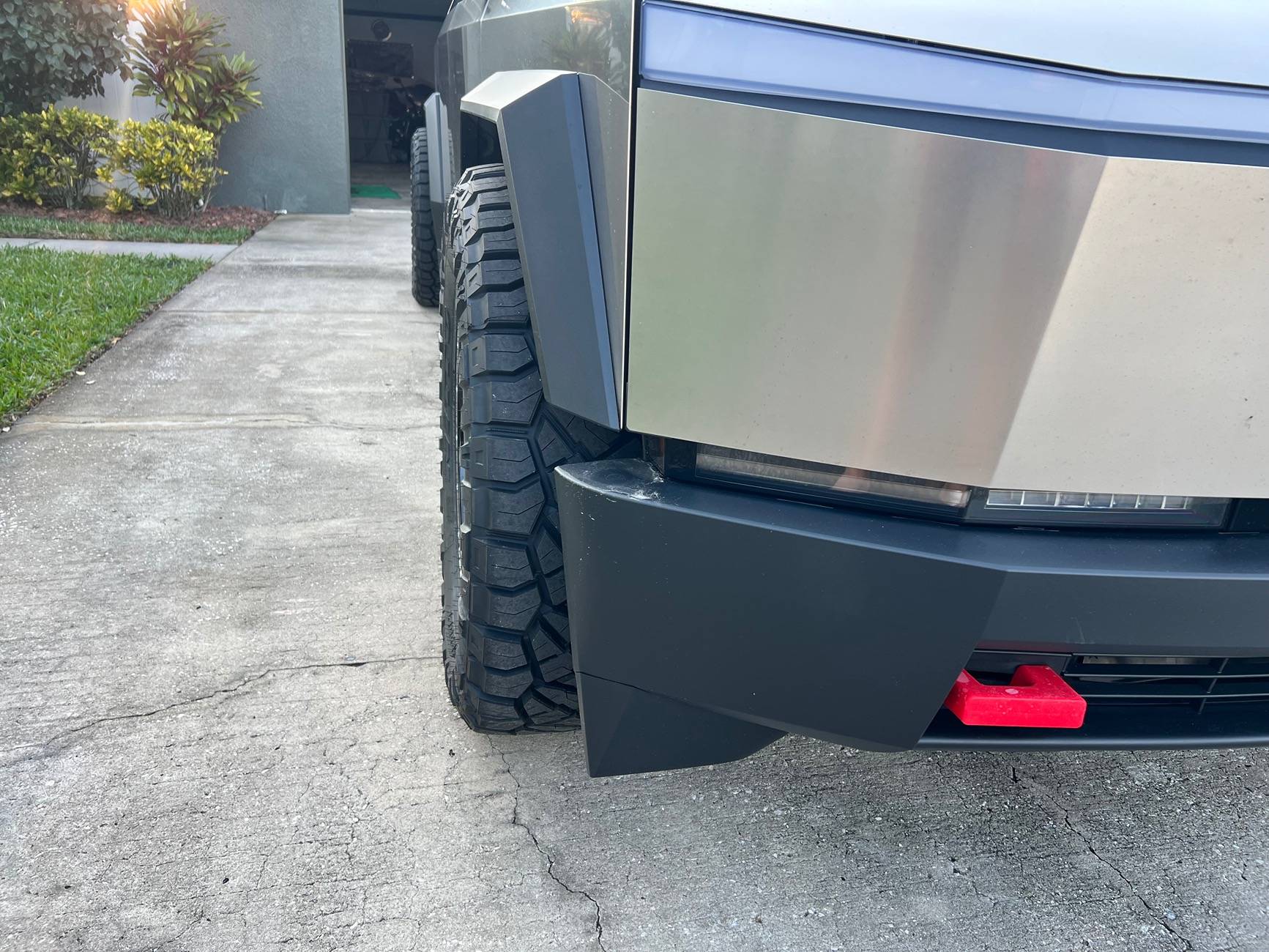 Tesla Roadster 2nd gen Cybertruck Aftermarket Wheels & Tires Photos + Info Compilation IMG_4518