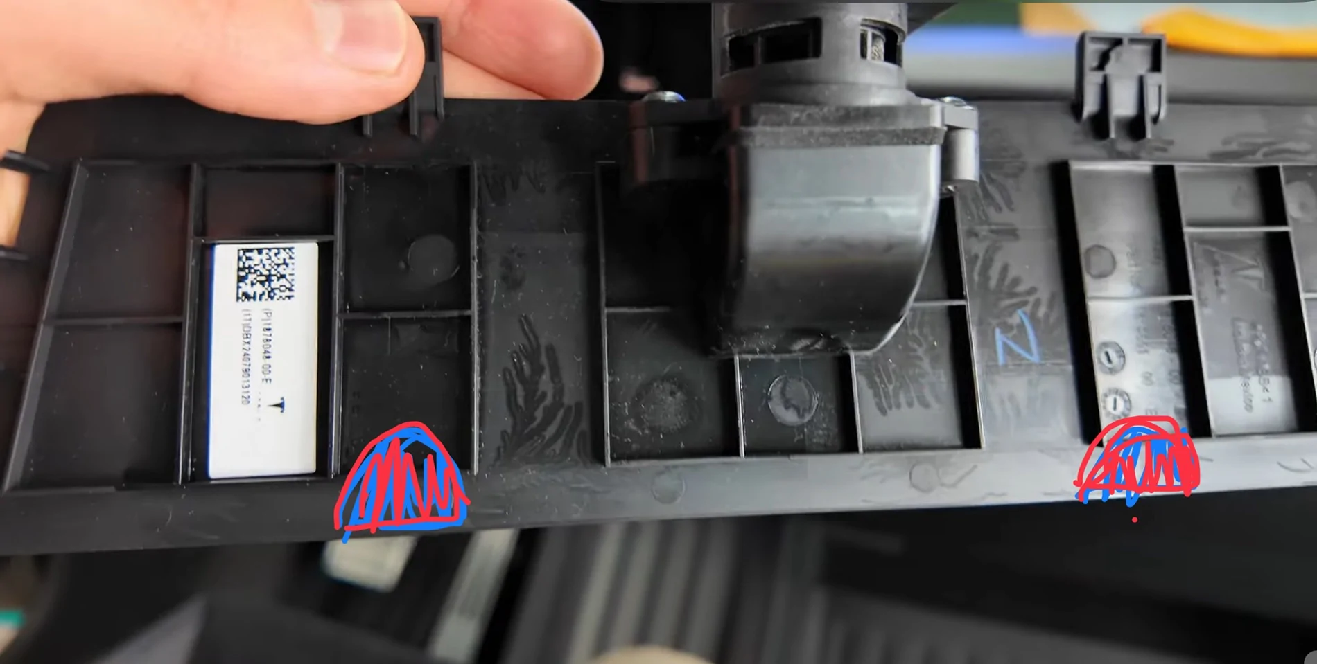 Tesla Roadster 2nd gen Hidden way to access the center console IMG_4537