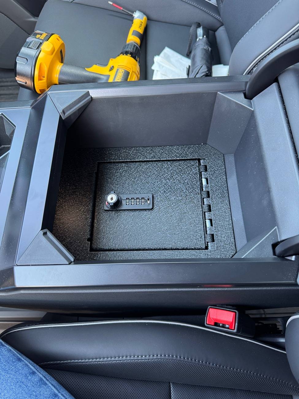 Tesla Roadster 2nd gen Firearms (Guns / Rifles) Mount Locations? [⚠️ *** Storage Talk Only *** No Glorification, States, Laws, Permits, Usage, or Politics Discussions] IMG_4631