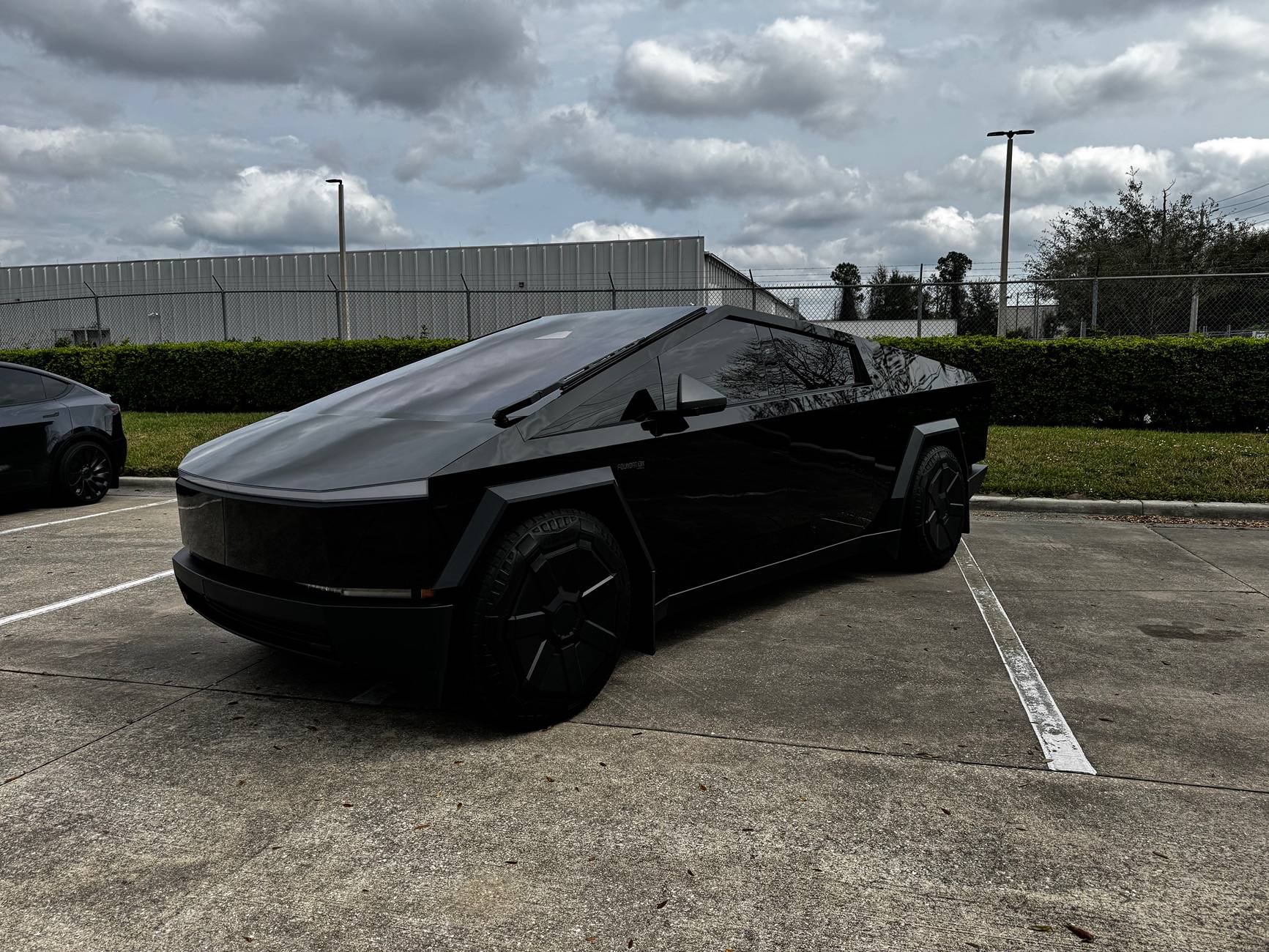 Tesla Cybertruck BLACK Vinyl Wrap & PPF Cybertruck -- Photos & Videos IMG_4694