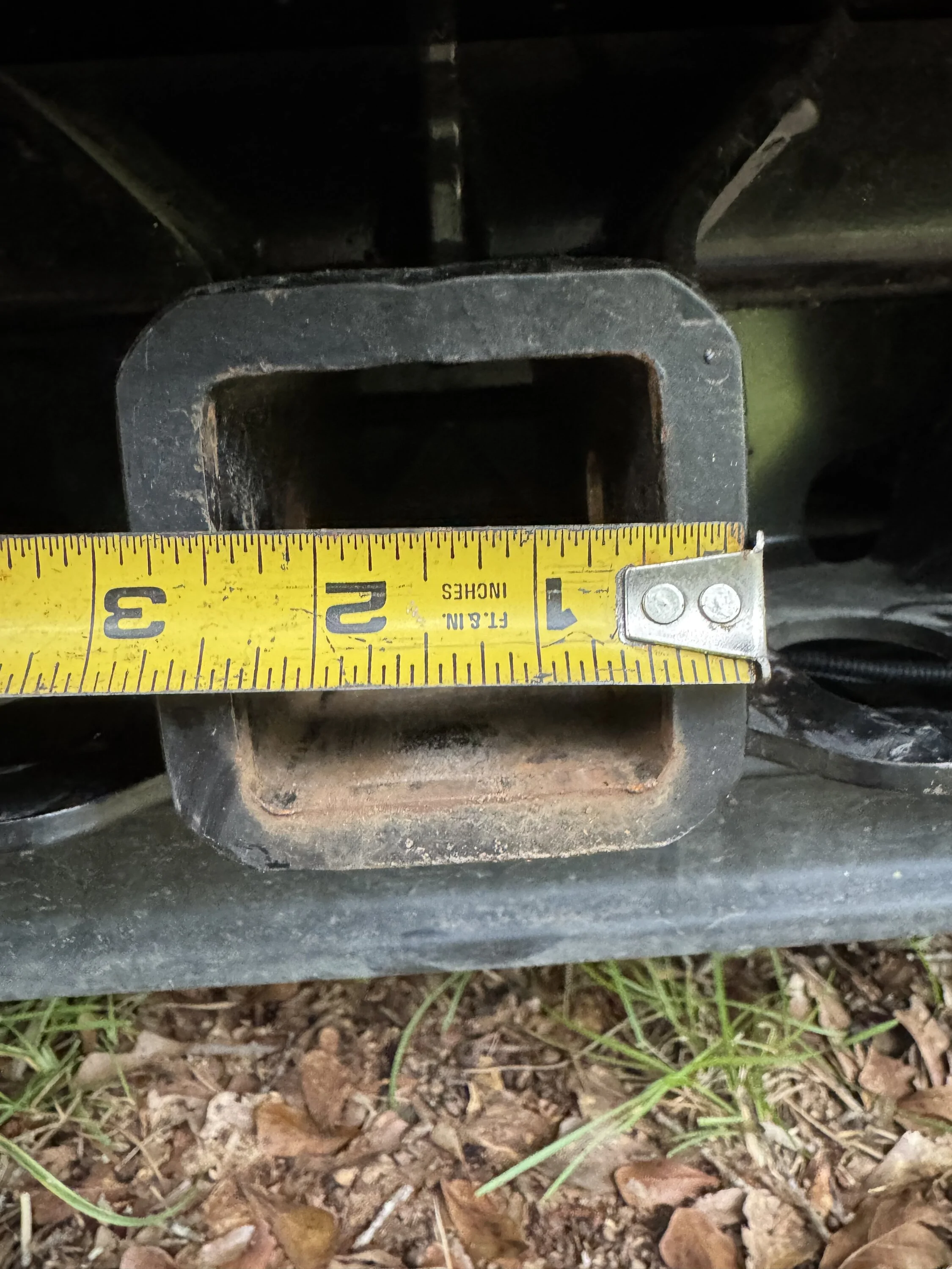 Tesla Roadster 2nd gen Extended length hitch pin? IMG_4820