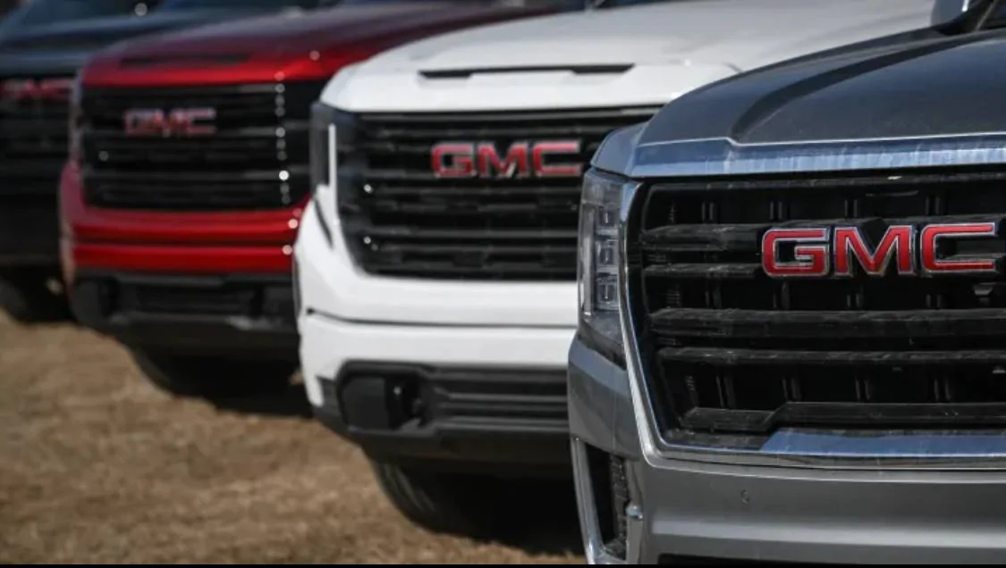 Tesla Cybertruck People say this never gets reported. It always gets reported, just nobody makes such a big deal about it unless it involves Tesla IMG_4836