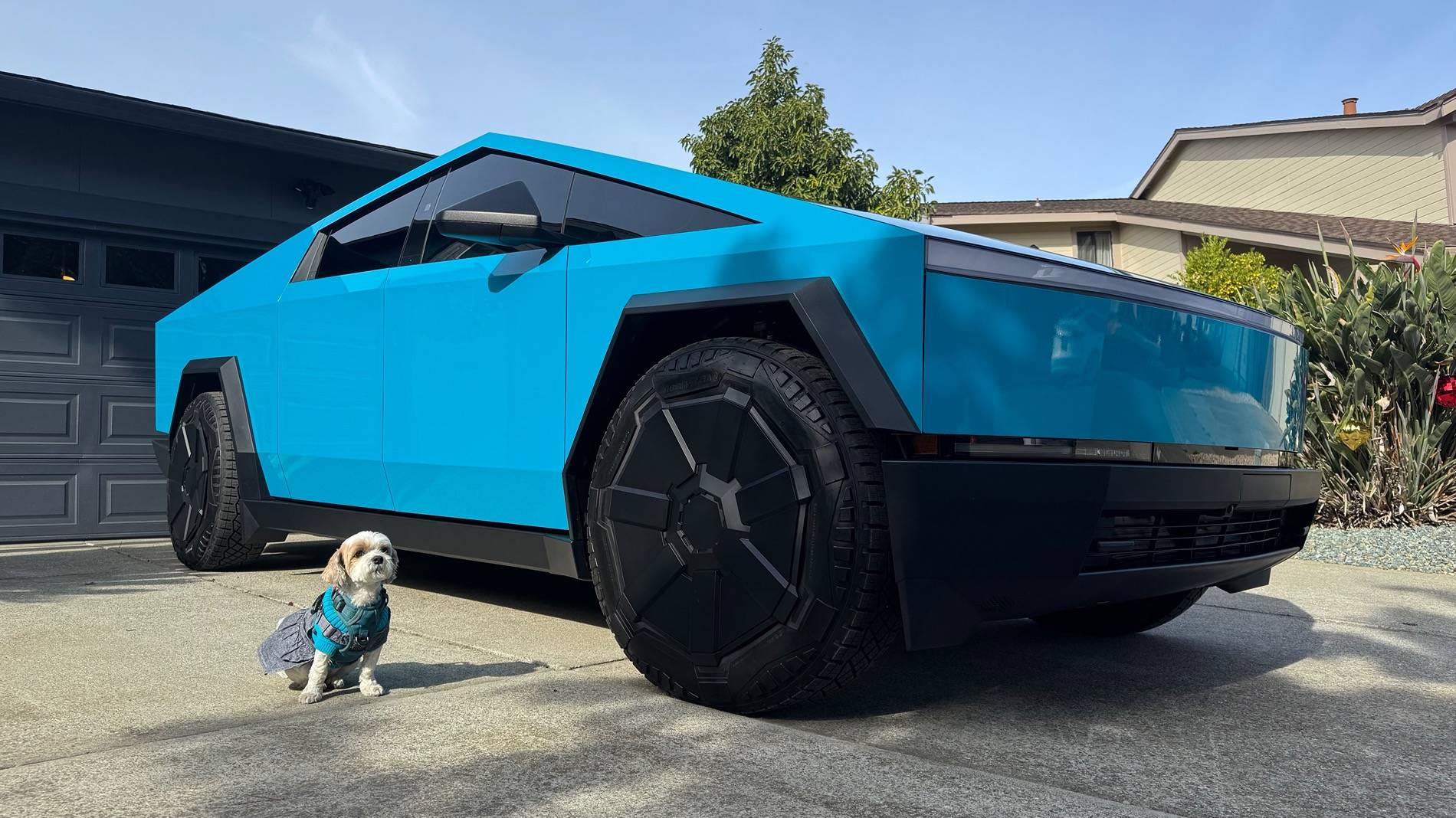 Tesla Roadster 2nd gen 2024 Cybertruck wrapped! Inozetek Coastal Blue Dynamic PPF IMG_4978