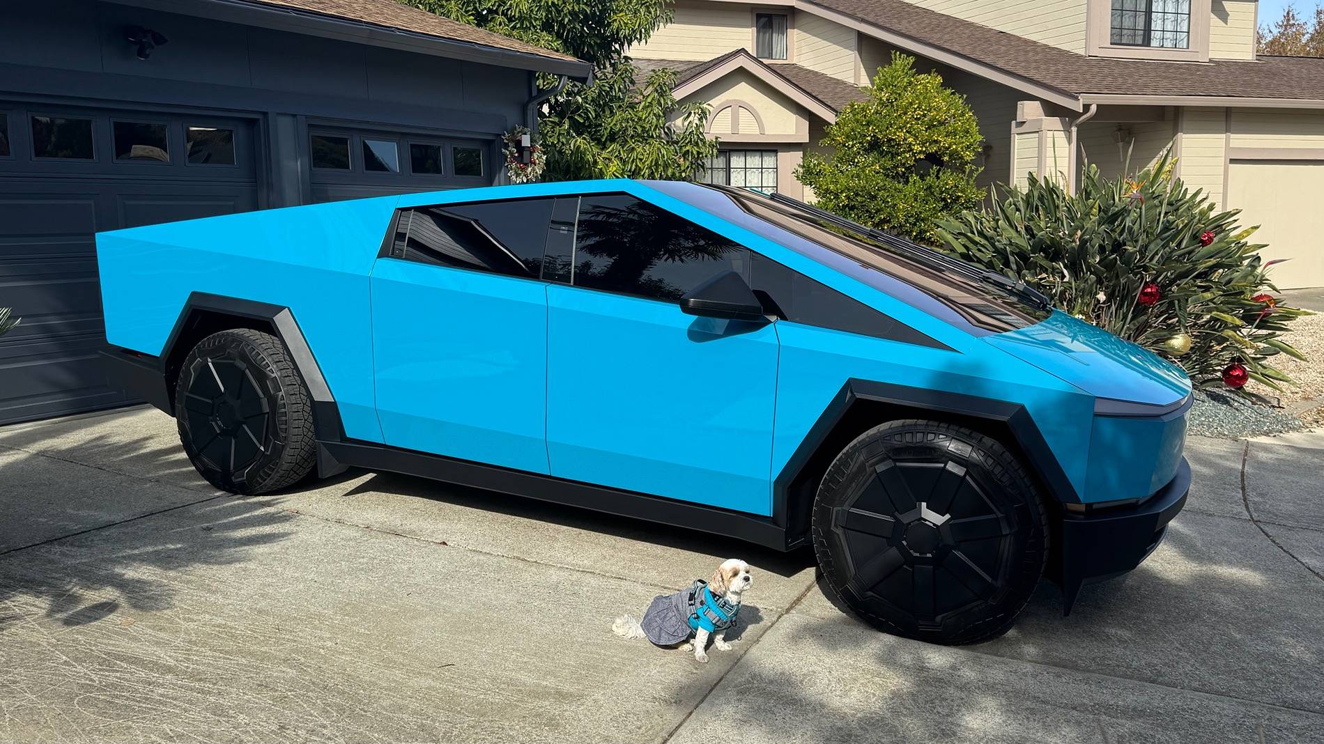 Tesla Roadster 2nd gen 2024 Cybertruck wrapped! Inozetek Coastal Blue Dynamic PPF IMG_4981